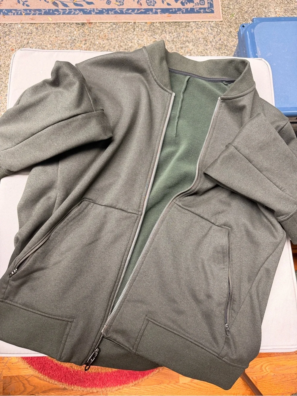 Lululemon Men’s Full Zip Bomber Jacket | Large | Olive Green